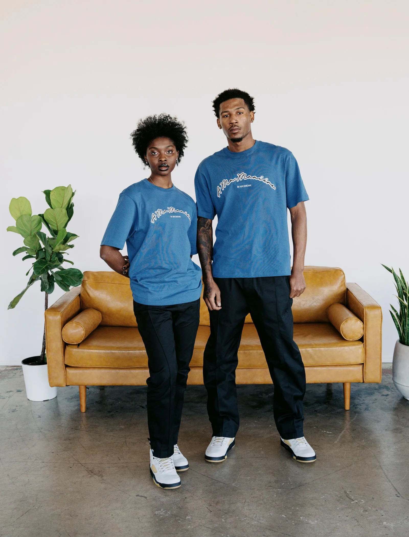 A MA MANIRE SHORT SLEEVE T-SHIRT