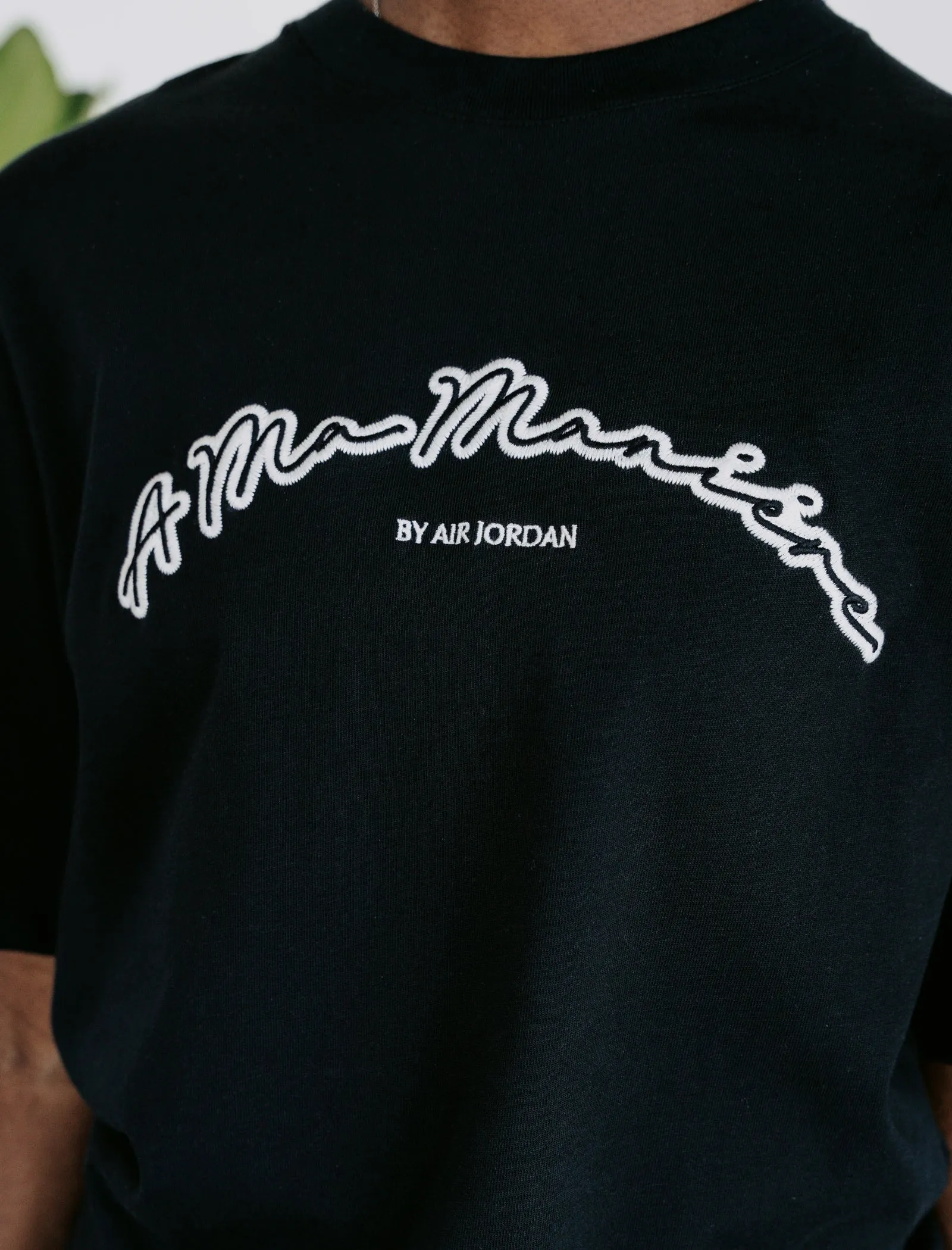 A MA MANIRE SHORT SLEEVE T-SHIRT