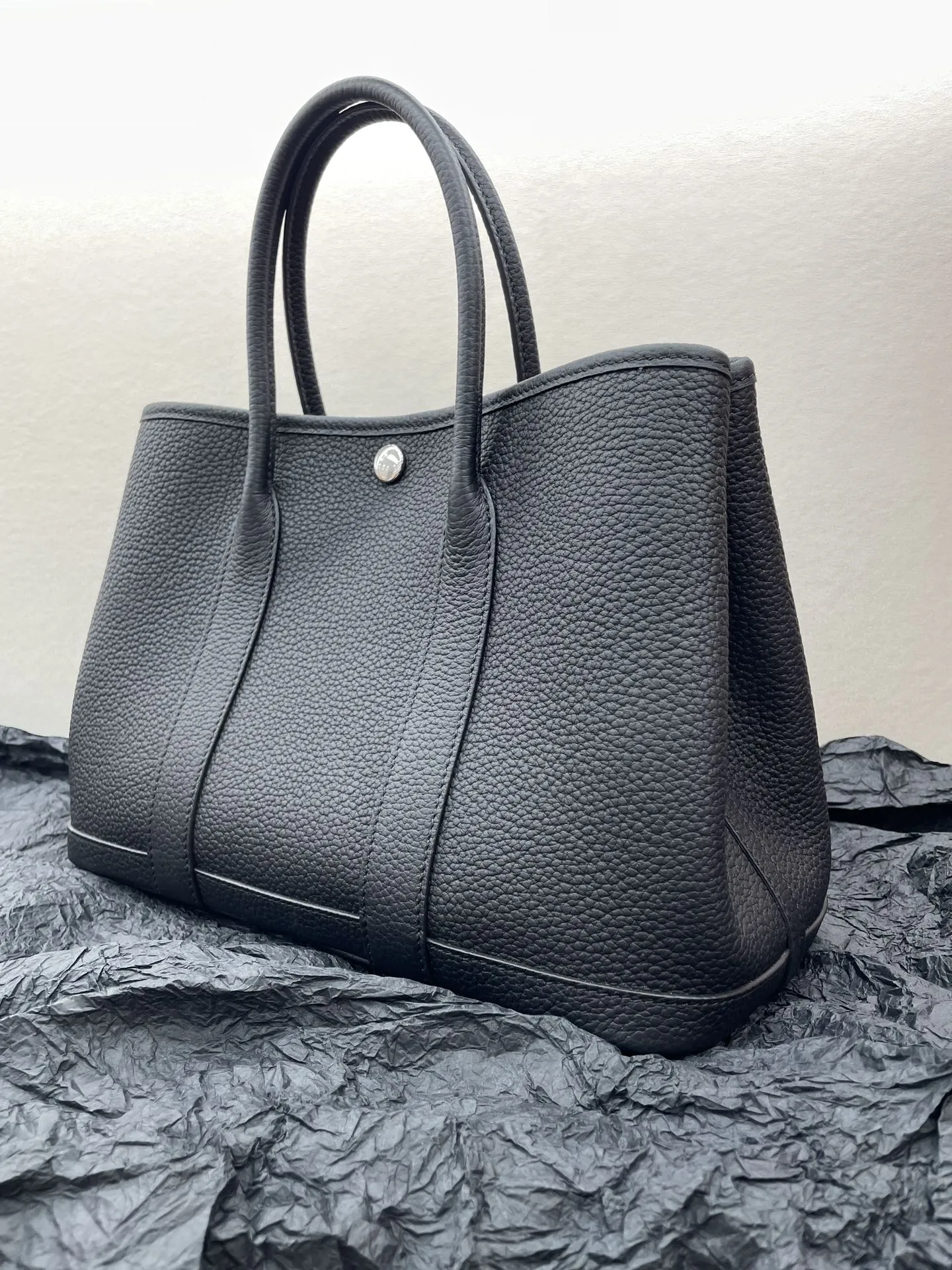 Alexel Calfskin Leather Tote Bag, Designer Bag, Italian Leather Party Bag, Classic Tote Bag, Bucket Bag, Must-have Leather Bag, Gift for Her