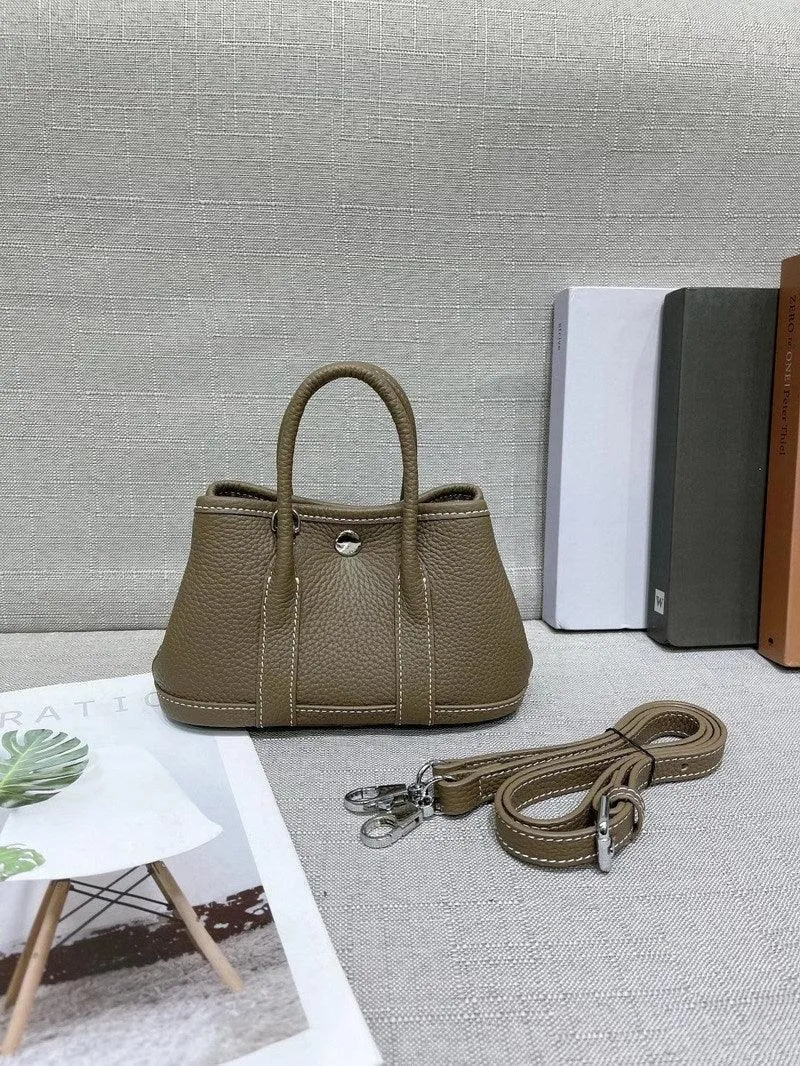 Alexel Pebbled Leather Shoulder Bag With Shoulder Strap, Designer Bag, Italian Leather Party Bag, Classic Tote Bag, Bucket Bag, Must-have Leather Bag, Gift for Her