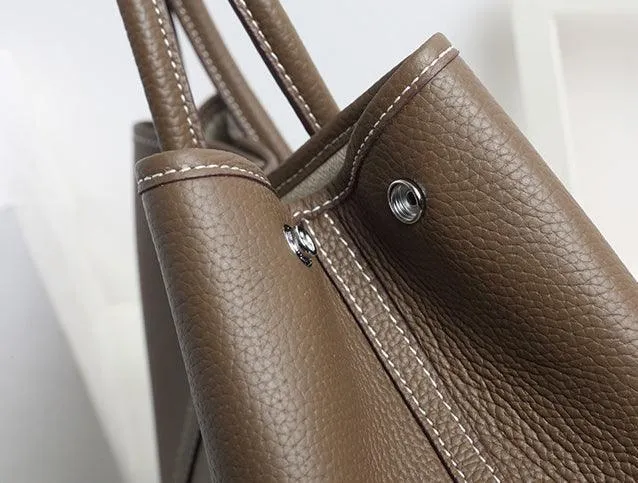 Alexel Pebbled Leather Shoulder Bag With Shoulder Strap, Designer Bag, Italian Leather Party Bag, Classic Tote Bag, Bucket Bag, Must-have Leather Bag, Gift for Her