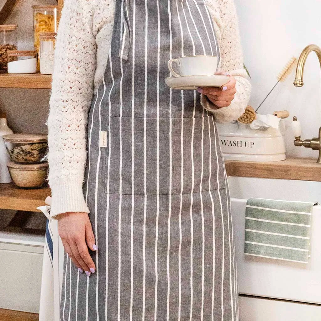 Bampton Apron