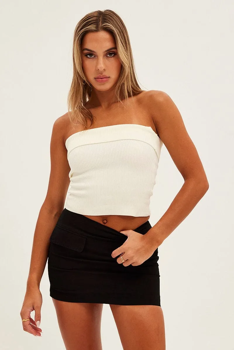Black Low Rise Skirt Mini,skirt,denim skirt,mini skirt,maxi skirt,jean skirt,skort,tennis skirt,pleated skirt,pencil skirt,bubble skirt,plisse skirt,fitted skirt,midi skirt,short skirt,short mini skirt,leather skirt,a line skirt