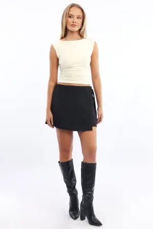 Black Mini Skort Skirt High Waisted Buckle Detail,skirt,denim skirt,mini skirt,maxi skirt,jean skirt,skort,tennis skirt,pleated skirt,pencil skirt,bubble skirt,plisse skirt,fitted skirt,midi skirt,short skirt,short mini skirt,leather skirt,a line skirt