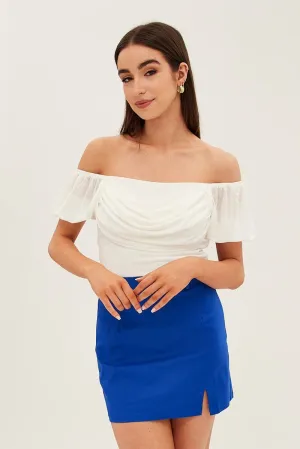 Blue Mini Skirt High Rise Front Split,skirt,denim skirt,mini skirt,maxi skirt,jean skirt,skort,tennis skirt,pleated skirt,pencil skirt,bubble skirt,plisse skirt,fitted skirt,midi skirt,short skirt,short mini skirt,leather skirt,a line skirt