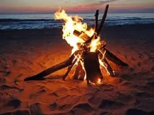 Bonfire Bliss by Rustic Escentuals Type Fragrance Oil sweet food-inspired fragrance oil