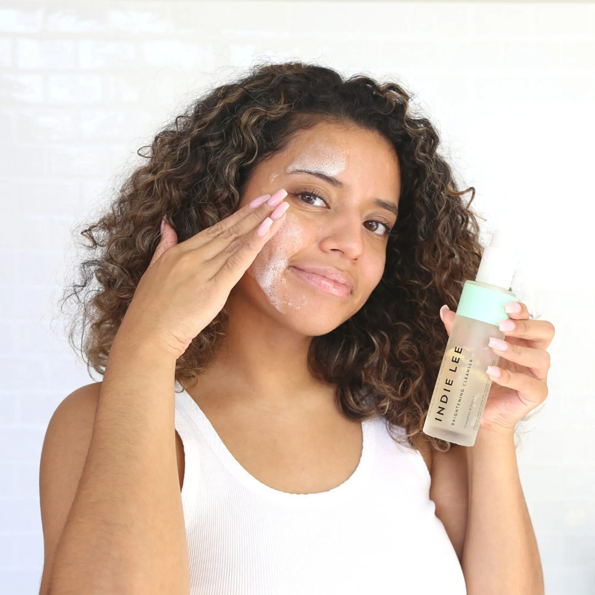 a tinted moisturizer,bubble moisturizer