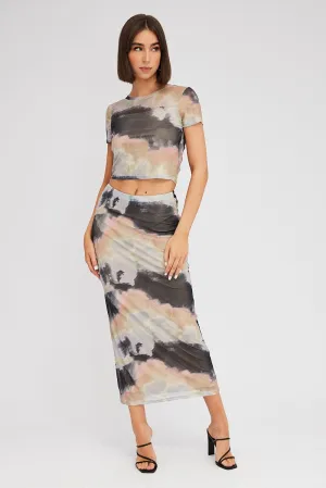 Brown Abstract Maxi Skirt High Rise Mesh,skirt,denim skirt,mini skirt,maxi skirt,jean skirt,skort,tennis skirt,pleated skirt,pencil skirt,bubble skirt,plisse skirt,fitted skirt,midi skirt,short skirt,short mini skirt,leather skirt,a line skirt,Split skirt