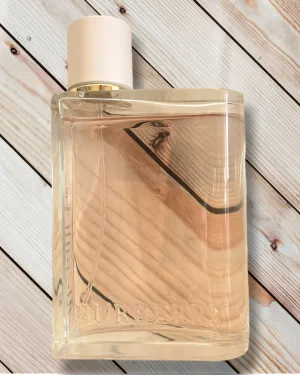 Burberry BURBERRY HER EDP floral-perfume-women-glass