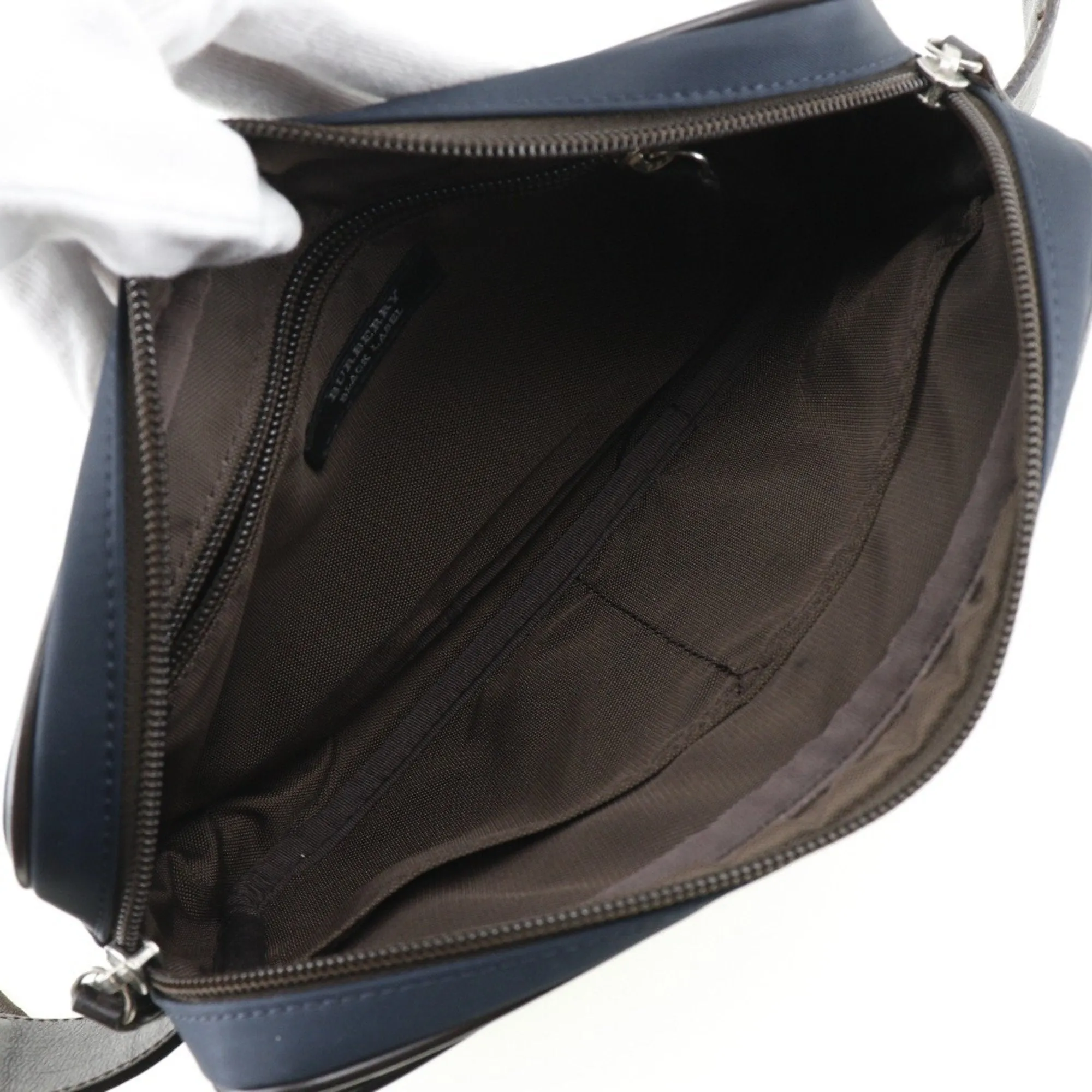 Burberry Label Nylon Sling Bag (Pre-Owned)