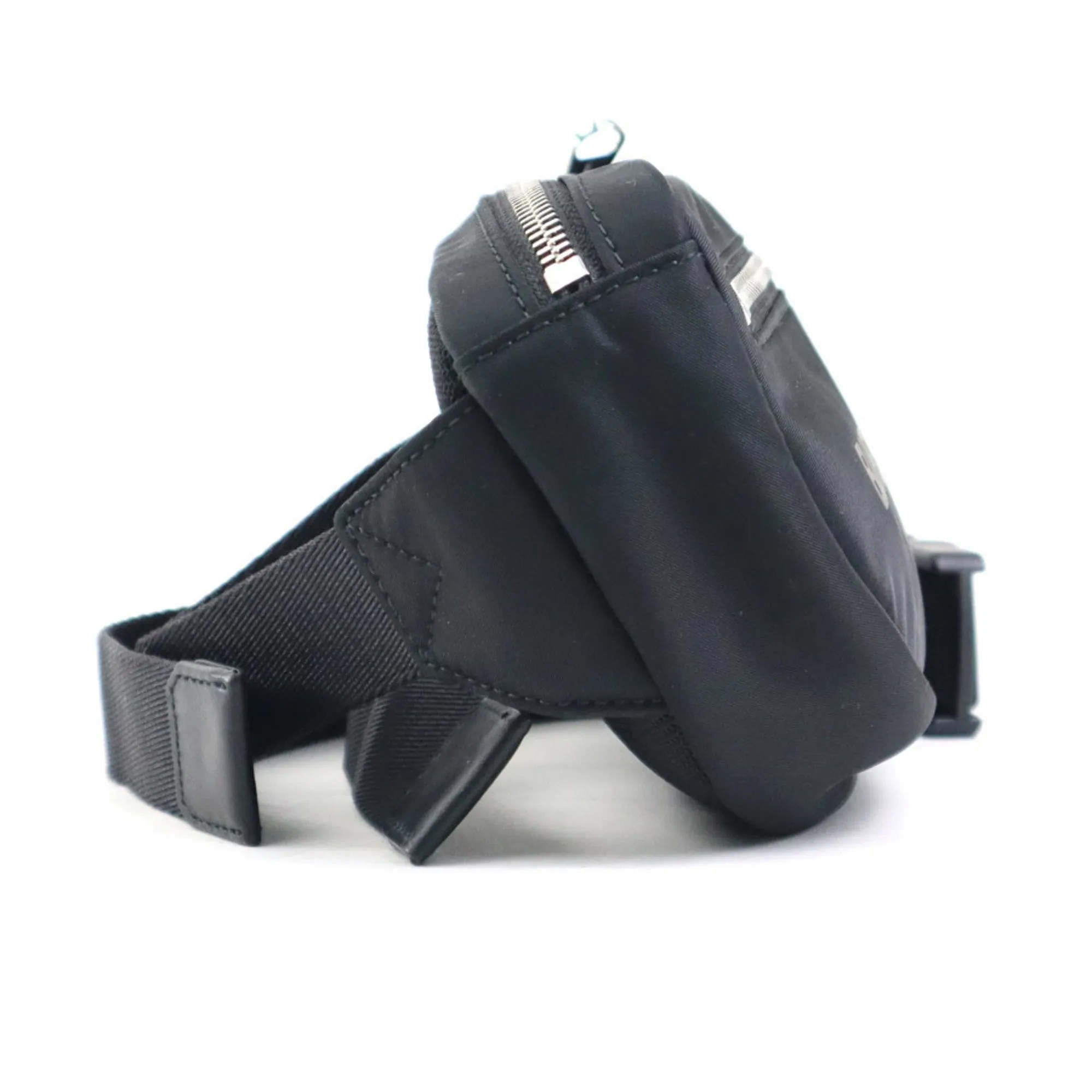 Burberry  Nylon Fanny Pack (Pre-Owned)