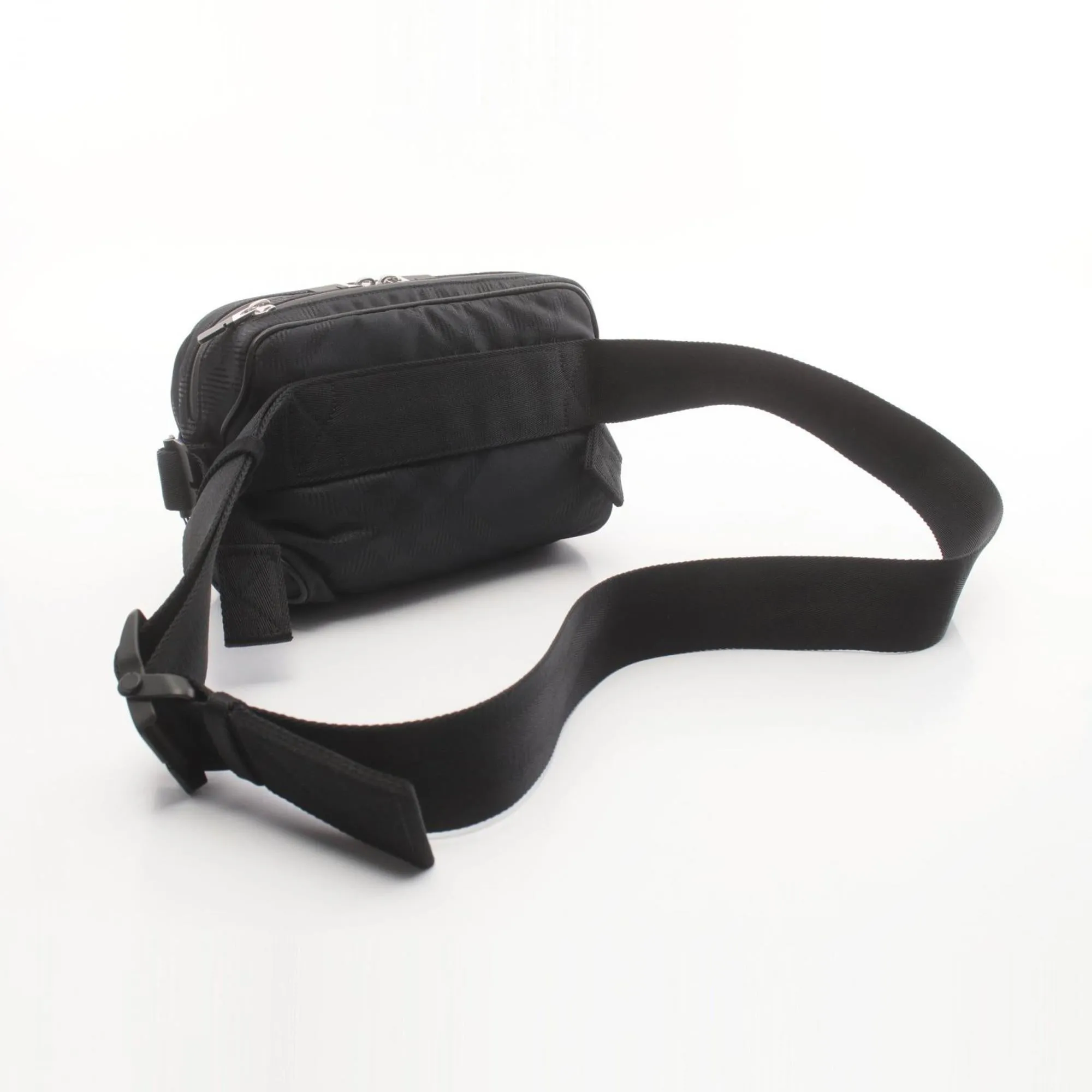 Burberry  Nylon Fanny Pack (Pre-Owned)