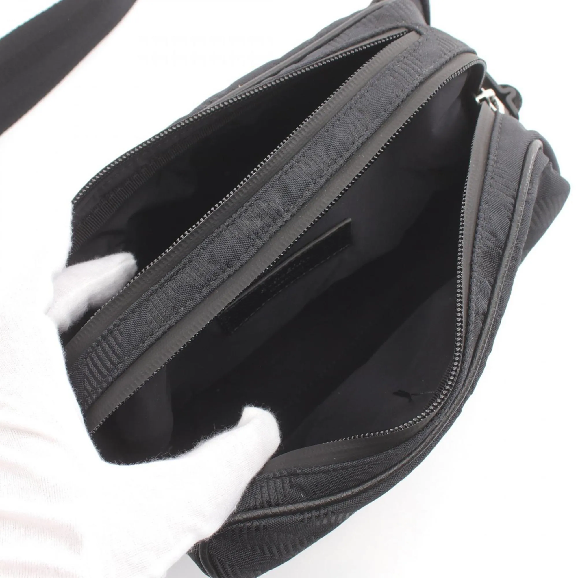 Burberry  Nylon Fanny Pack (Pre-Owned)