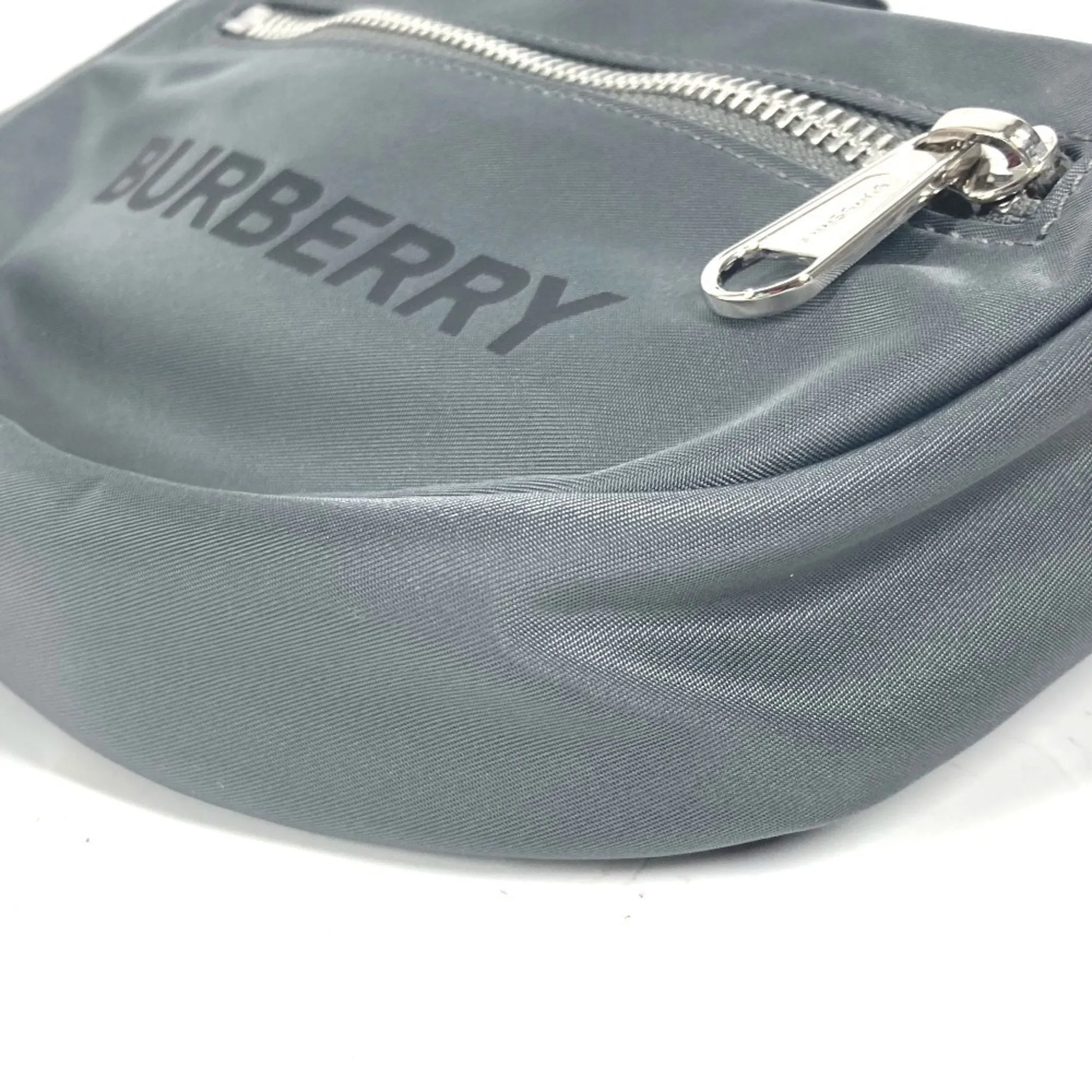 Burberry Nylon Fanny Pack (Pre-Owned)