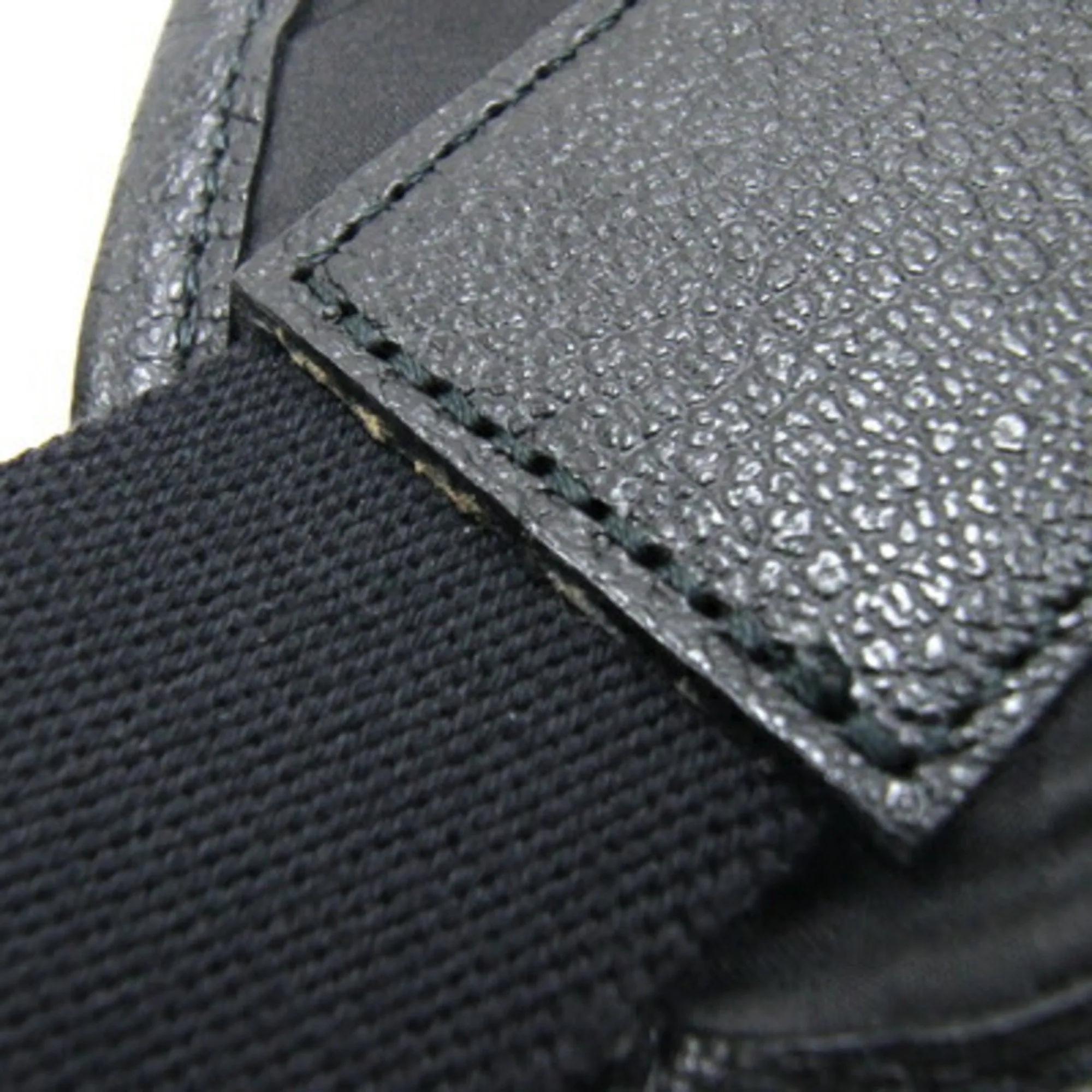 Burberry  Nylon Leather Fanny Pack Sling Bag (Pre-Owned)