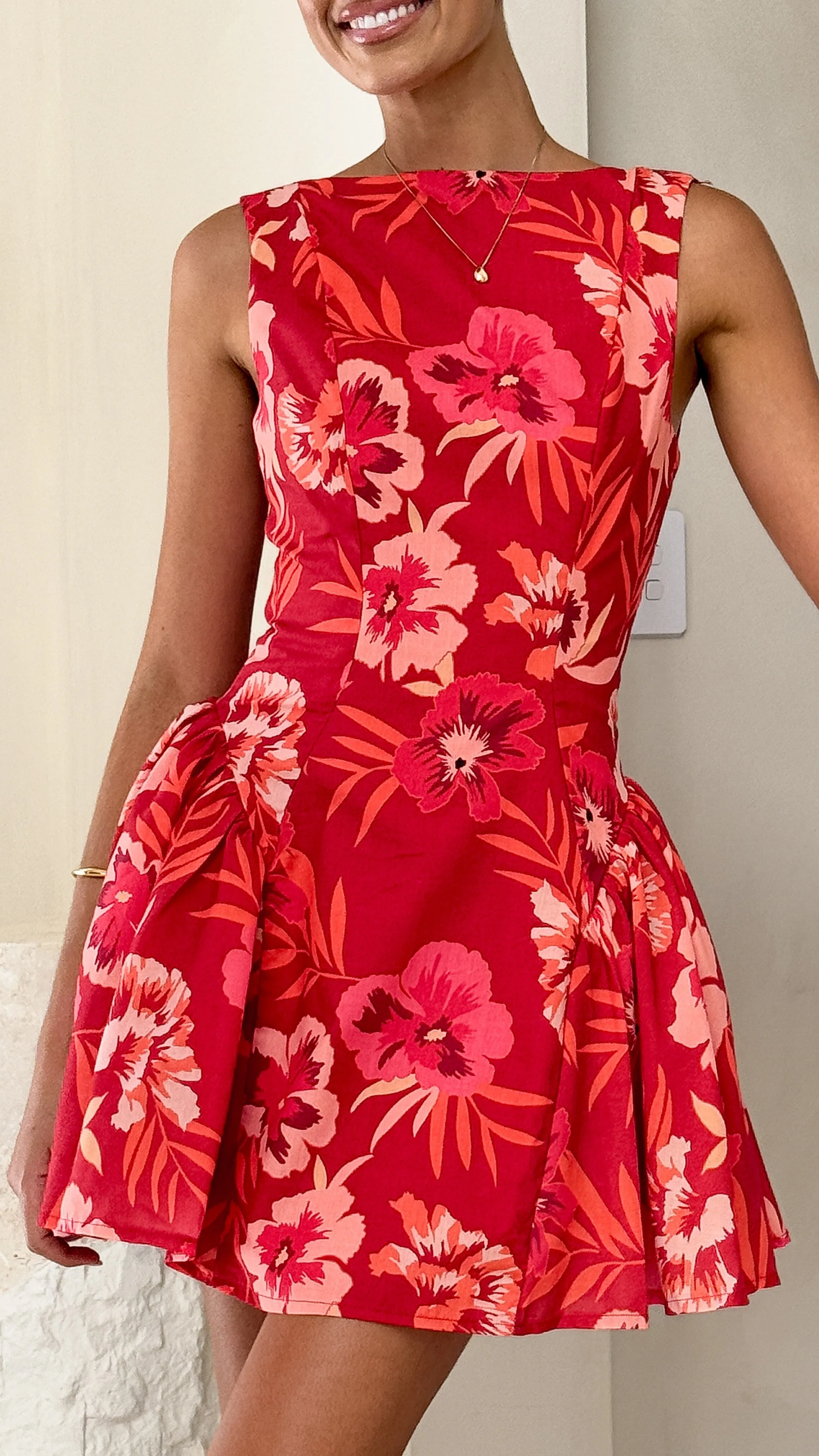 Canika Mini Dress - Red Floral,prom dresses,wedding guest dresses,homecoming dresses,bridesmaid dresses,cocktail dresses,women clothing,summer dresses,formal dresses,sundresses,mother of the bride dresses,quince clothing,bodycon dress,dress casual,dress de