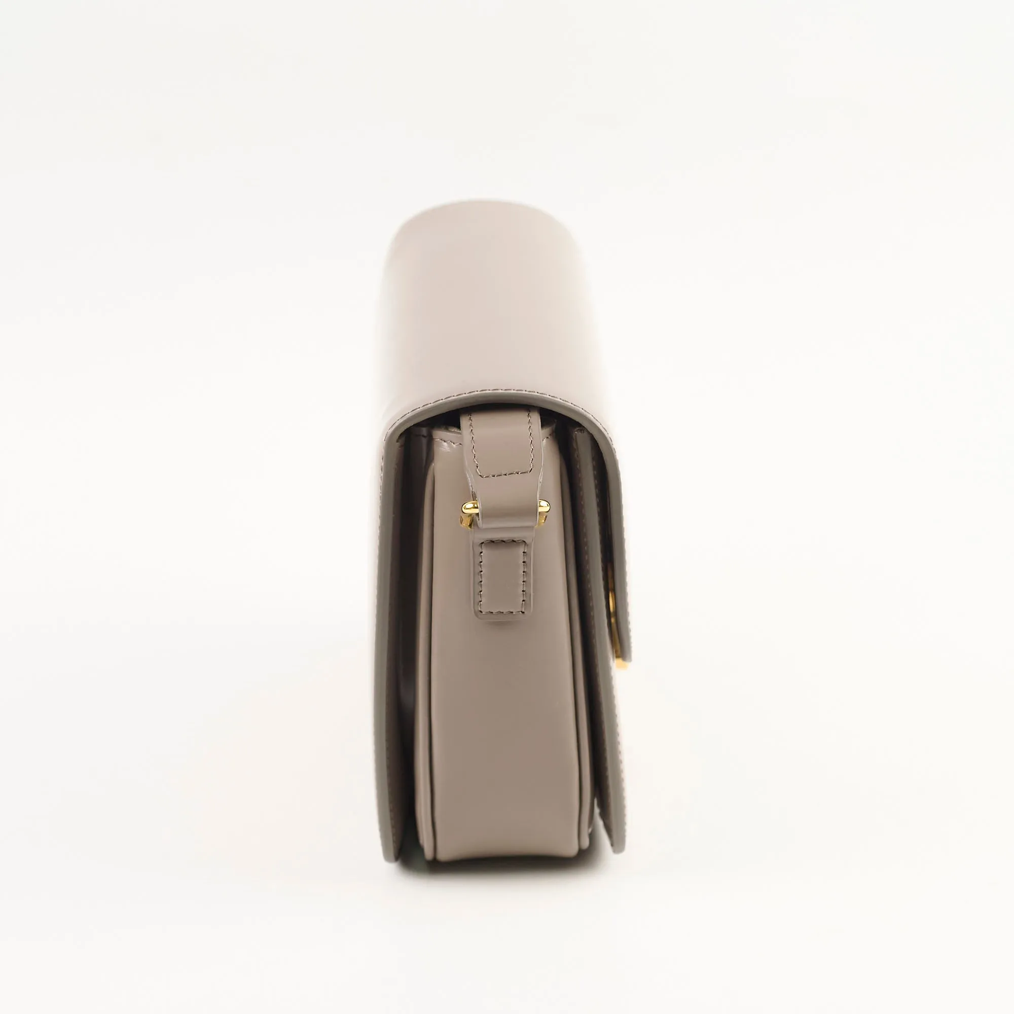 Celine Classique Medium Triomphe Bag Pebble