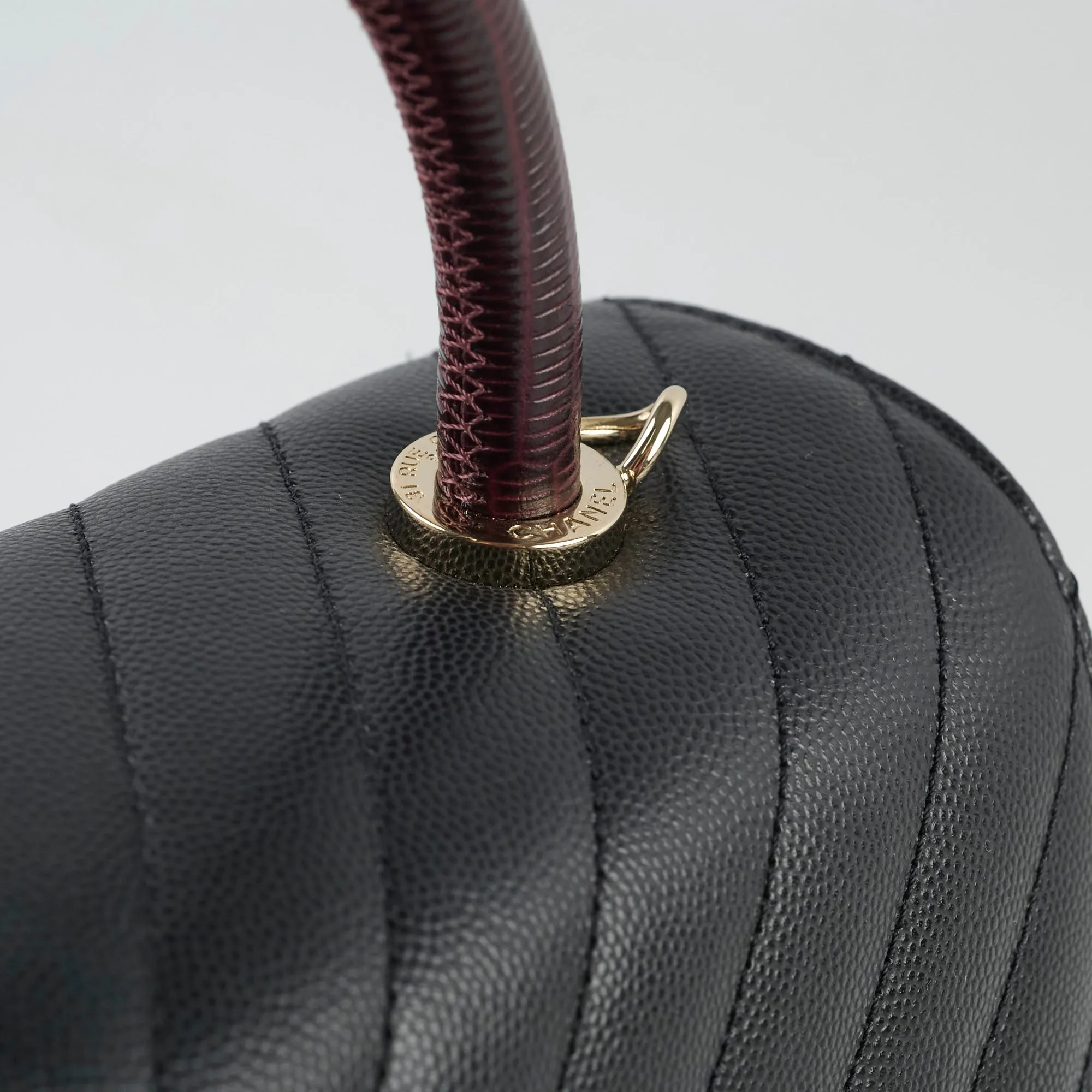 Chanel Medium Coco Handle (Lizard Top Handle) Black Chevron