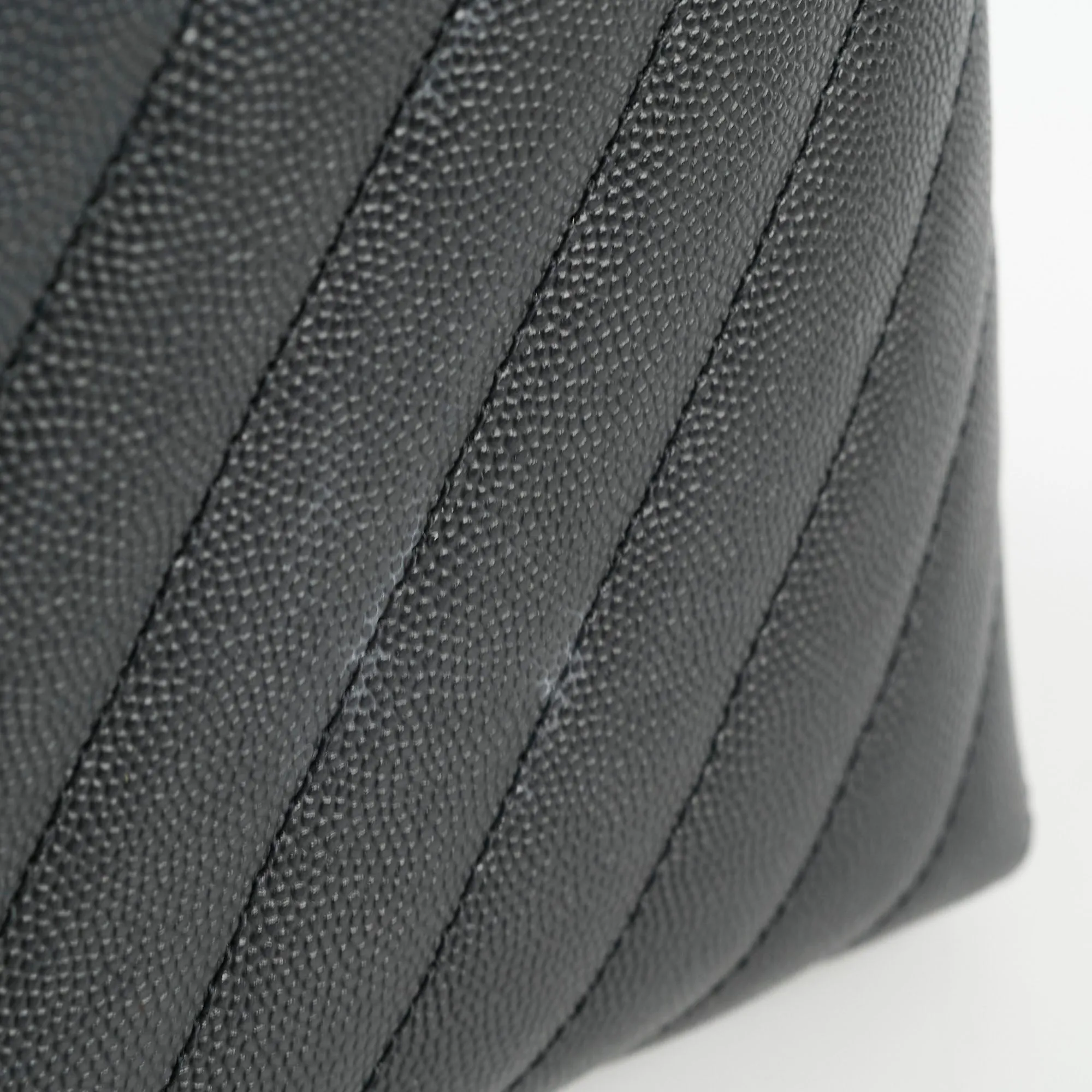 Chanel Medium Coco Handle (Lizard Top Handle) Black Chevron