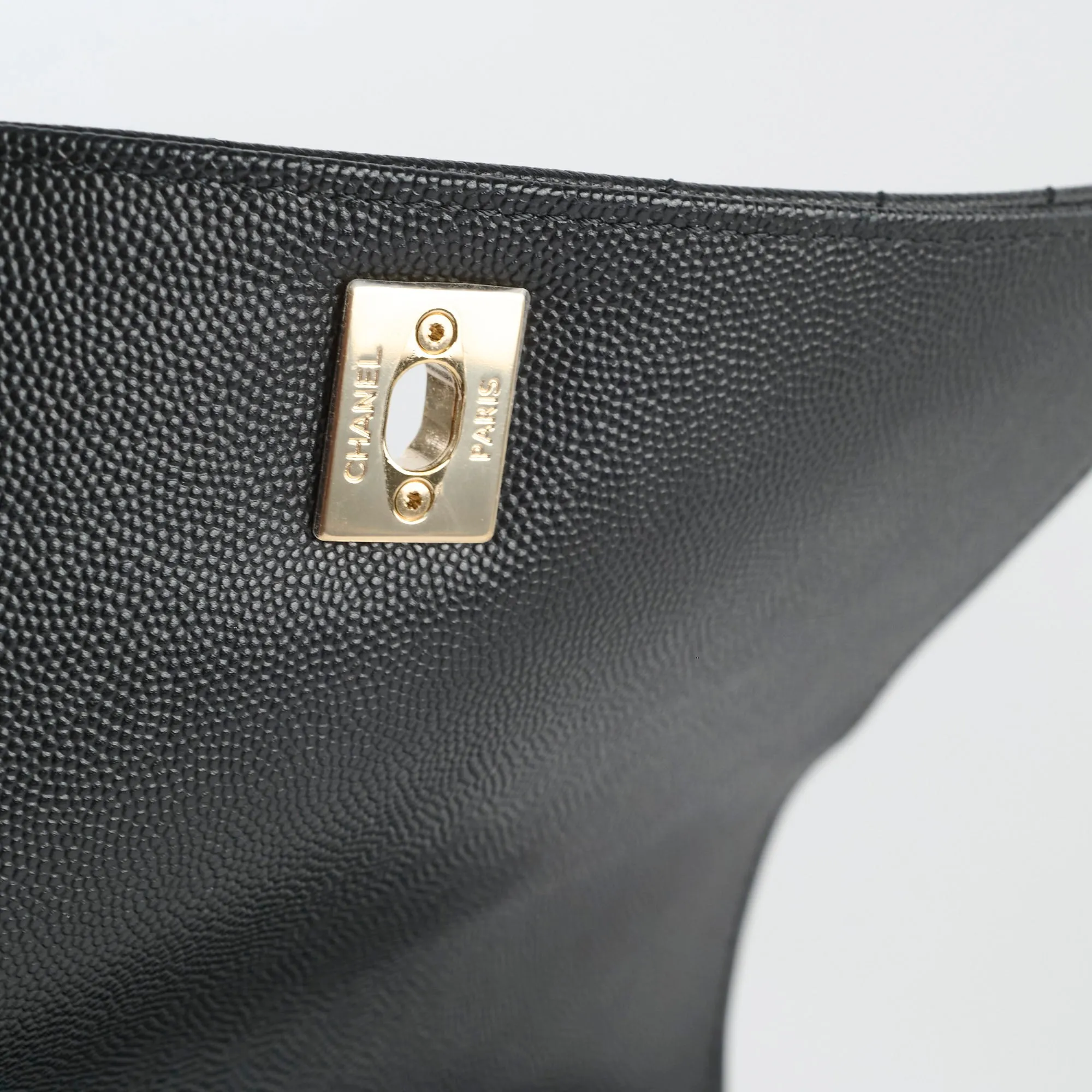 Chanel Medium Coco Handle (Lizard Top Handle) Black Chevron