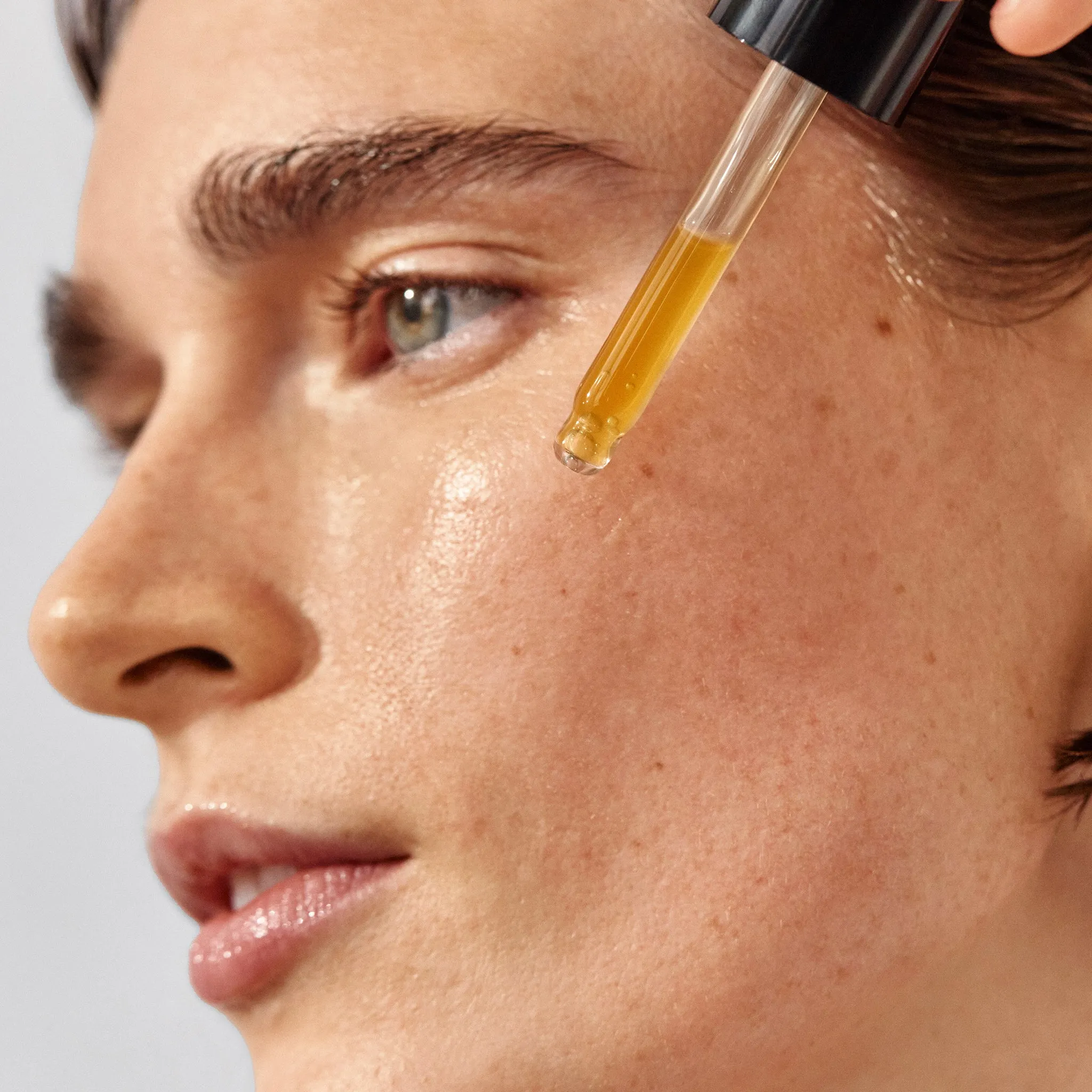 a tinted moisturizer,bubble moisturizer
