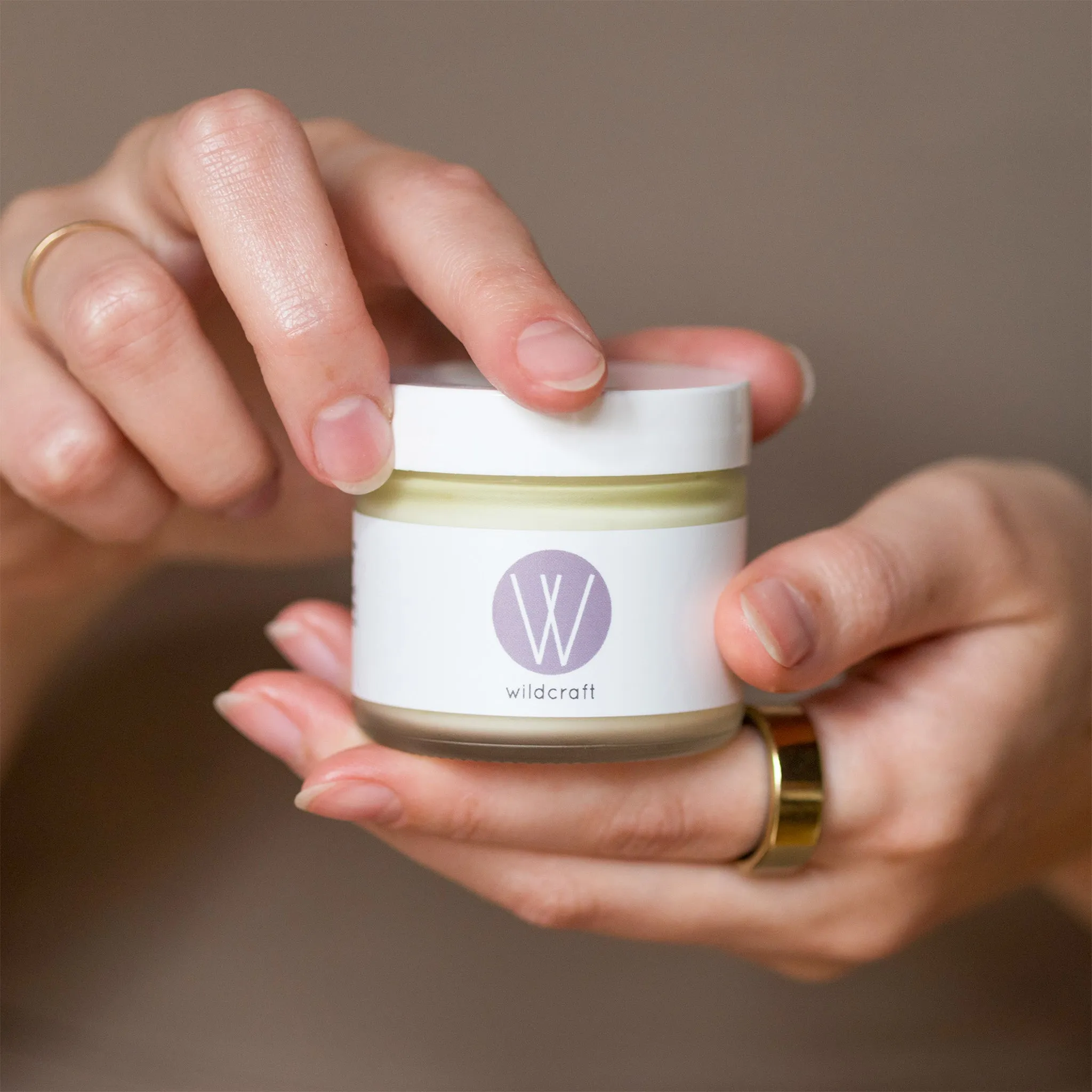 a tinted moisturizer,bubble moisturizer