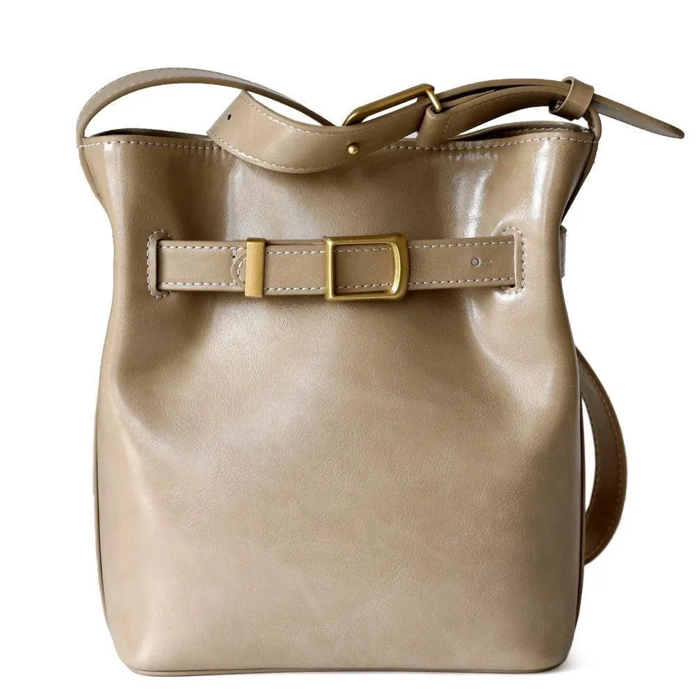 Classic Cowhide Leather Bucket Shoulder Bag with Gold-Tone Hardware Accents, Fashion Designer Bag, Chocolate Brown Black