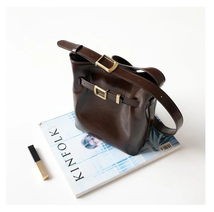 Classic Cowhide Leather Bucket Shoulder Bag with Gold-Tone Hardware Accents, Fashion Designer Bag, Chocolate Brown Black