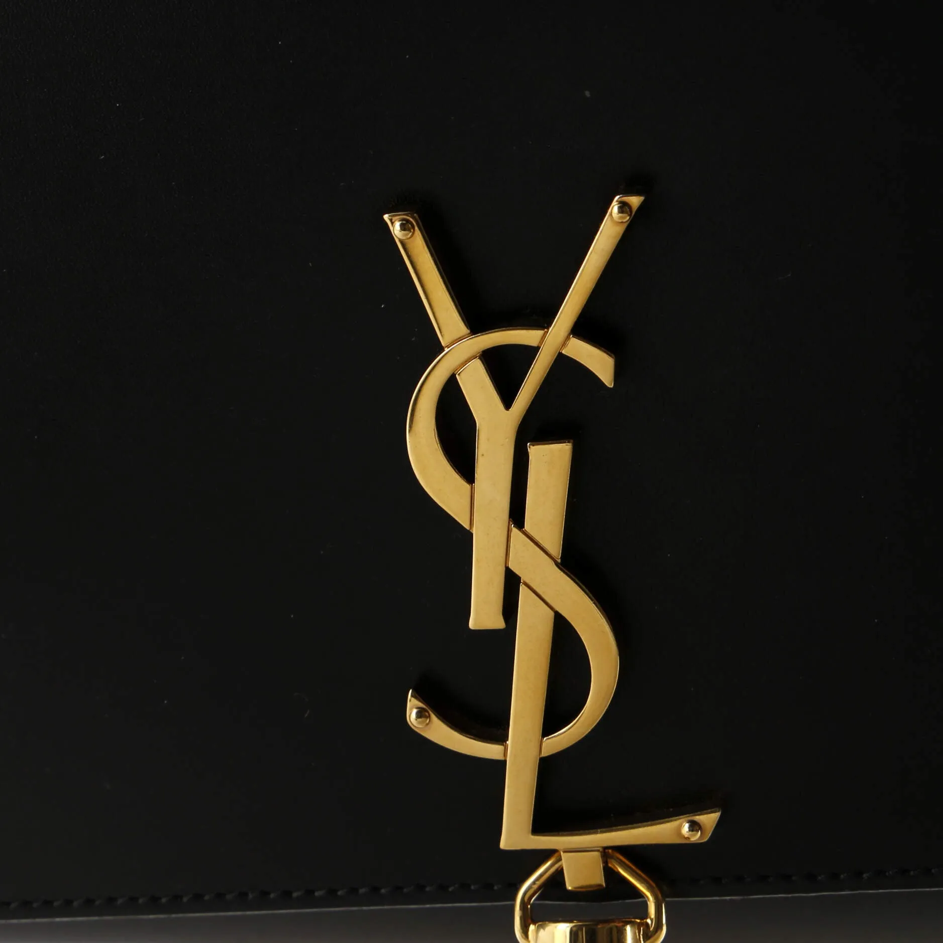 Classic Monogram Tassel Crossbody Bag Leather Medium