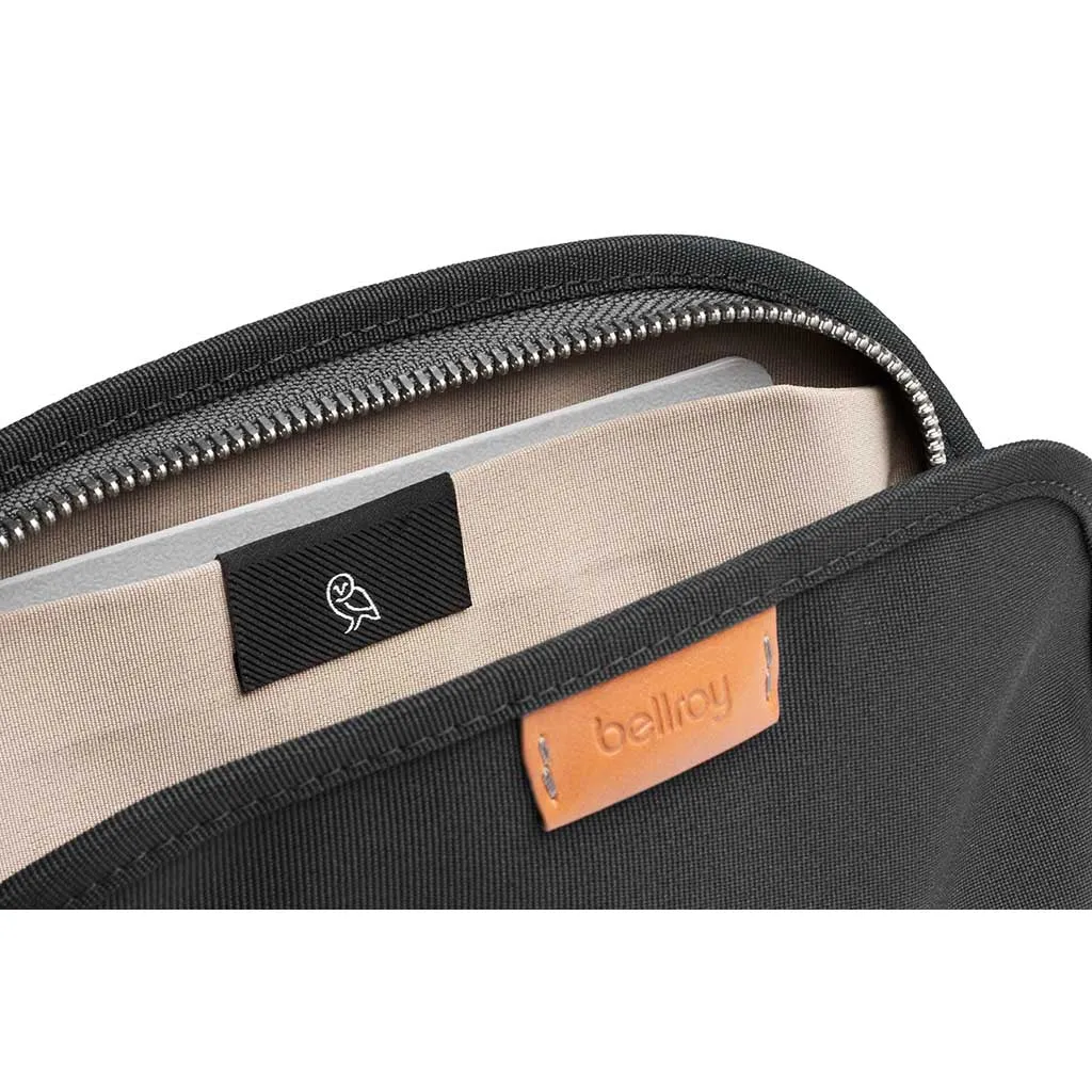 Classic Pouch