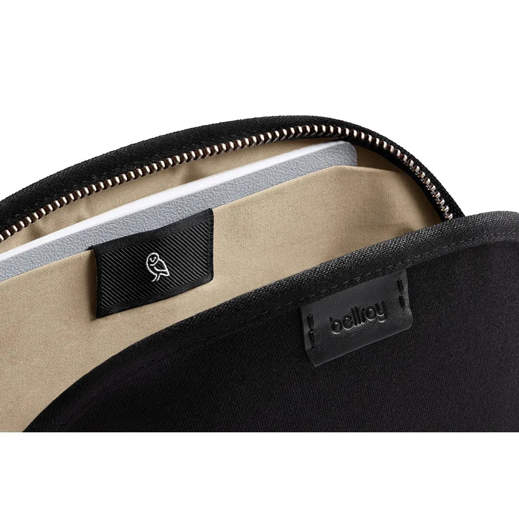Classic Pouch