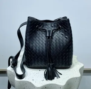 Drawstring Lambskin Leather Bucket bag |  Handwoven Medium Shoulder Purse Women's Cinch Designer Bag, Crossbody Crossover, Must-have Bag bucket bags for sale