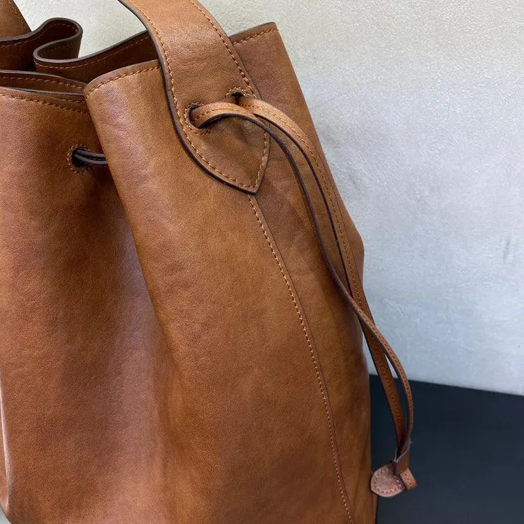 Elegant Cowhide Leather Bucket Tote Bag with Wide Strap?C Large Shoulder and Crossbody Bag for Women