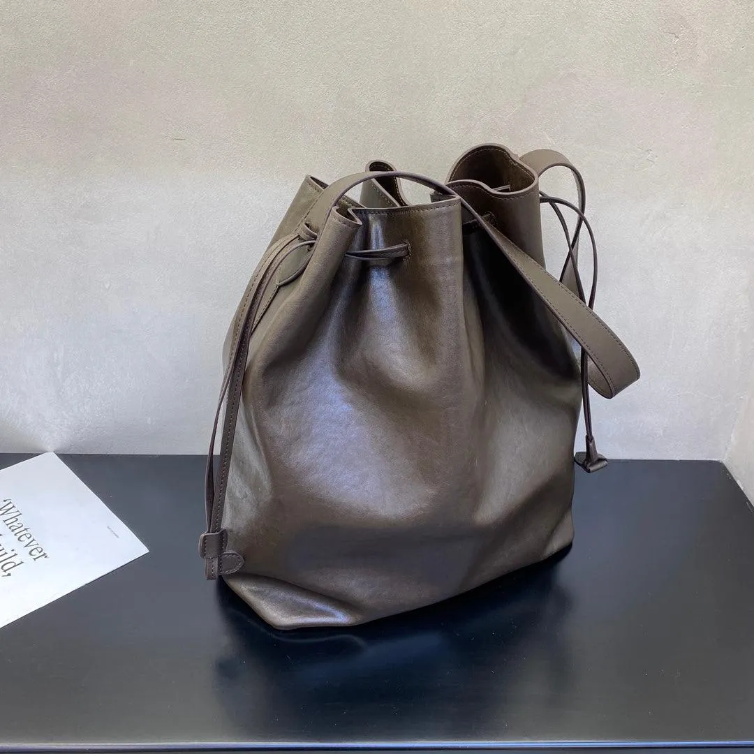 Elegant Cowhide Leather Bucket Tote Bag with Wide Strap?C Large Shoulder and Crossbody Bag for Women