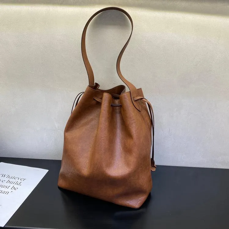 Elegant Cowhide Leather Bucket Tote Bag with Wide Strap?C Large Shoulder and Crossbody Bag for Women