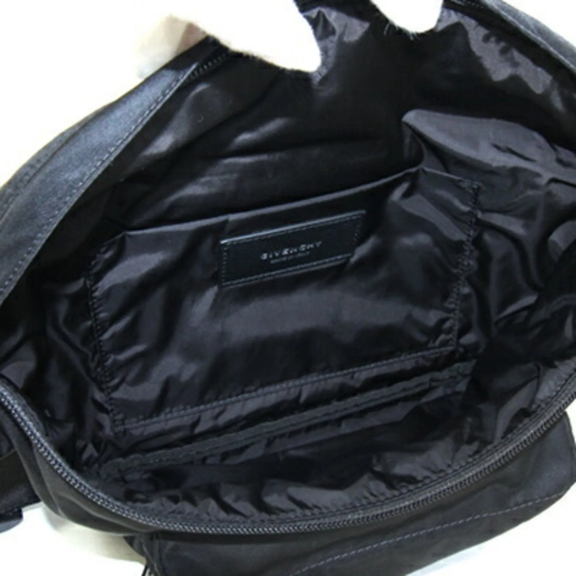 Givenchy Nylon Fanny Pack (Pre-Owned)