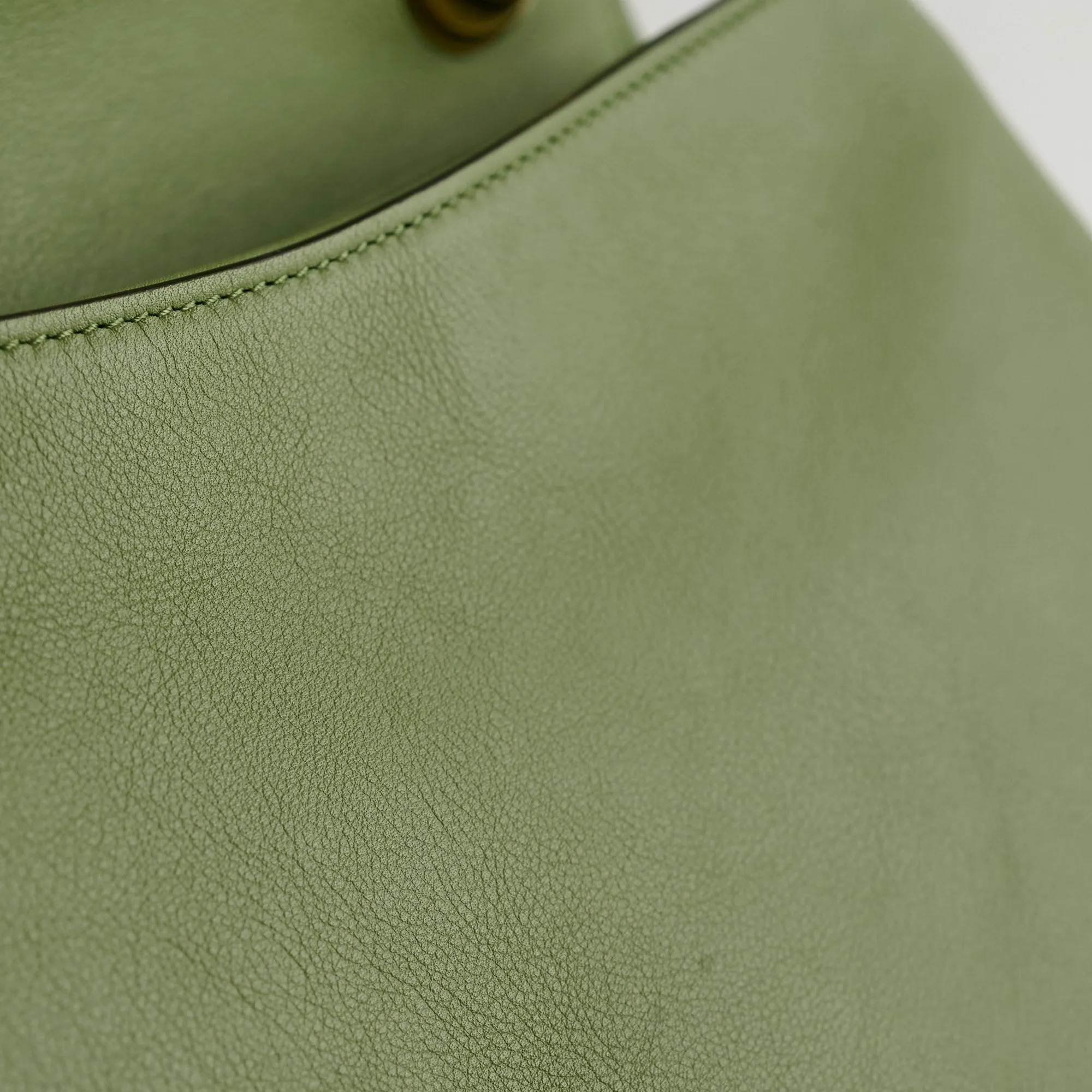 Gucci Blondie Medium Top Handle Shoulder Bag Green