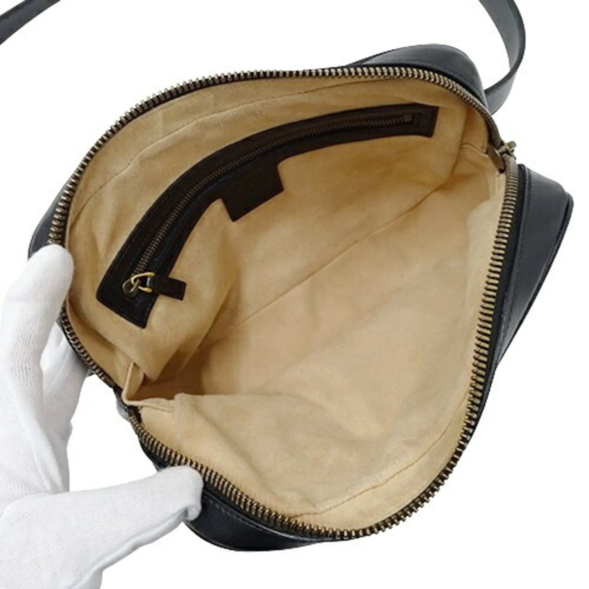 Gucci Leather Fanny Pack Sling Bag (Pre-Owned)