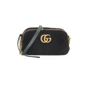 Gucci Marmont Velvet Bag Black Small Crossbody Bags Cheap Online