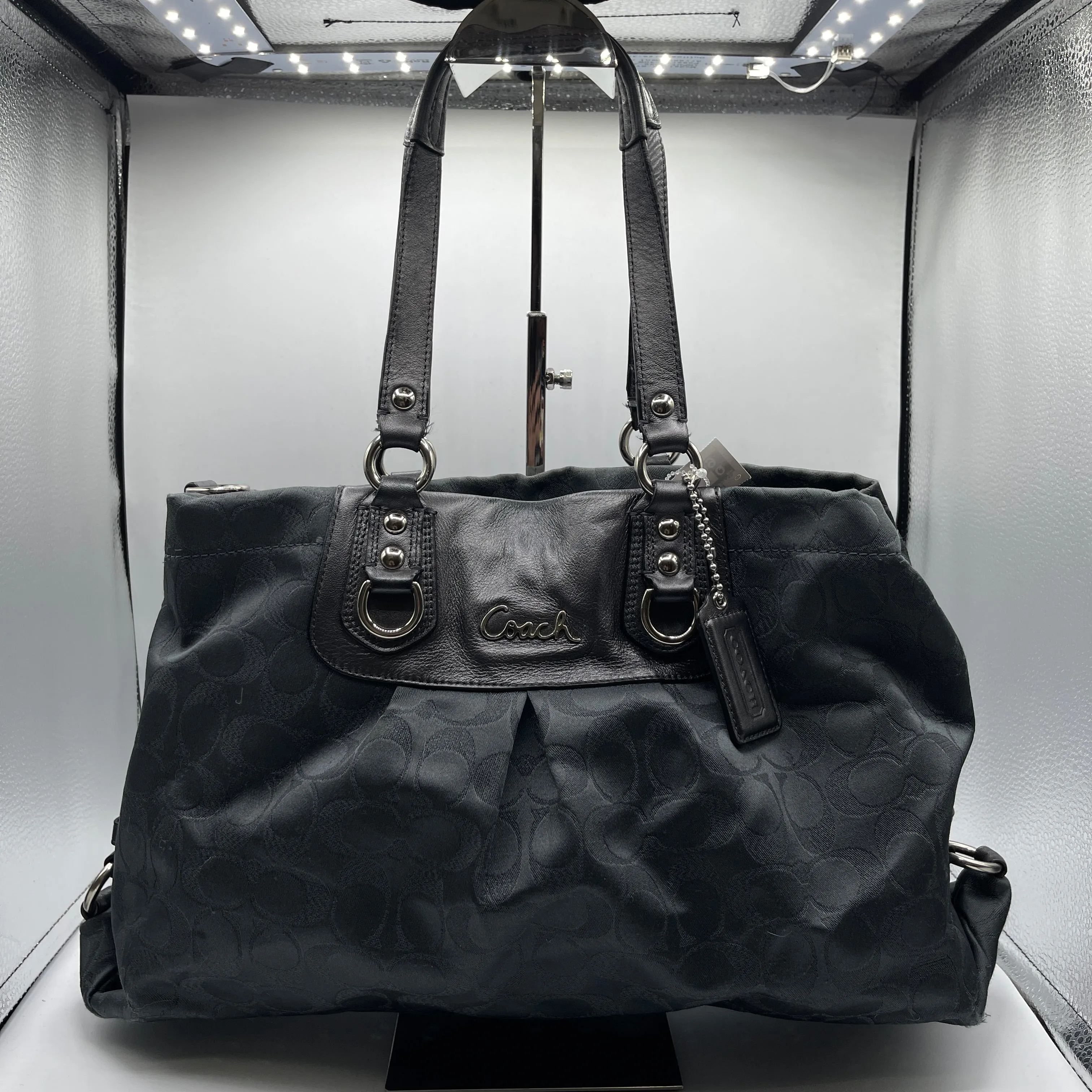 HANDBAG DESIGNER by COACH In BLACK, Size: MEDIUM handbags outlet