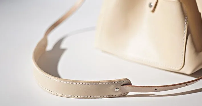 Handmade Beige Women Leather bucket crossbody bag Barrel shoulder bag for women