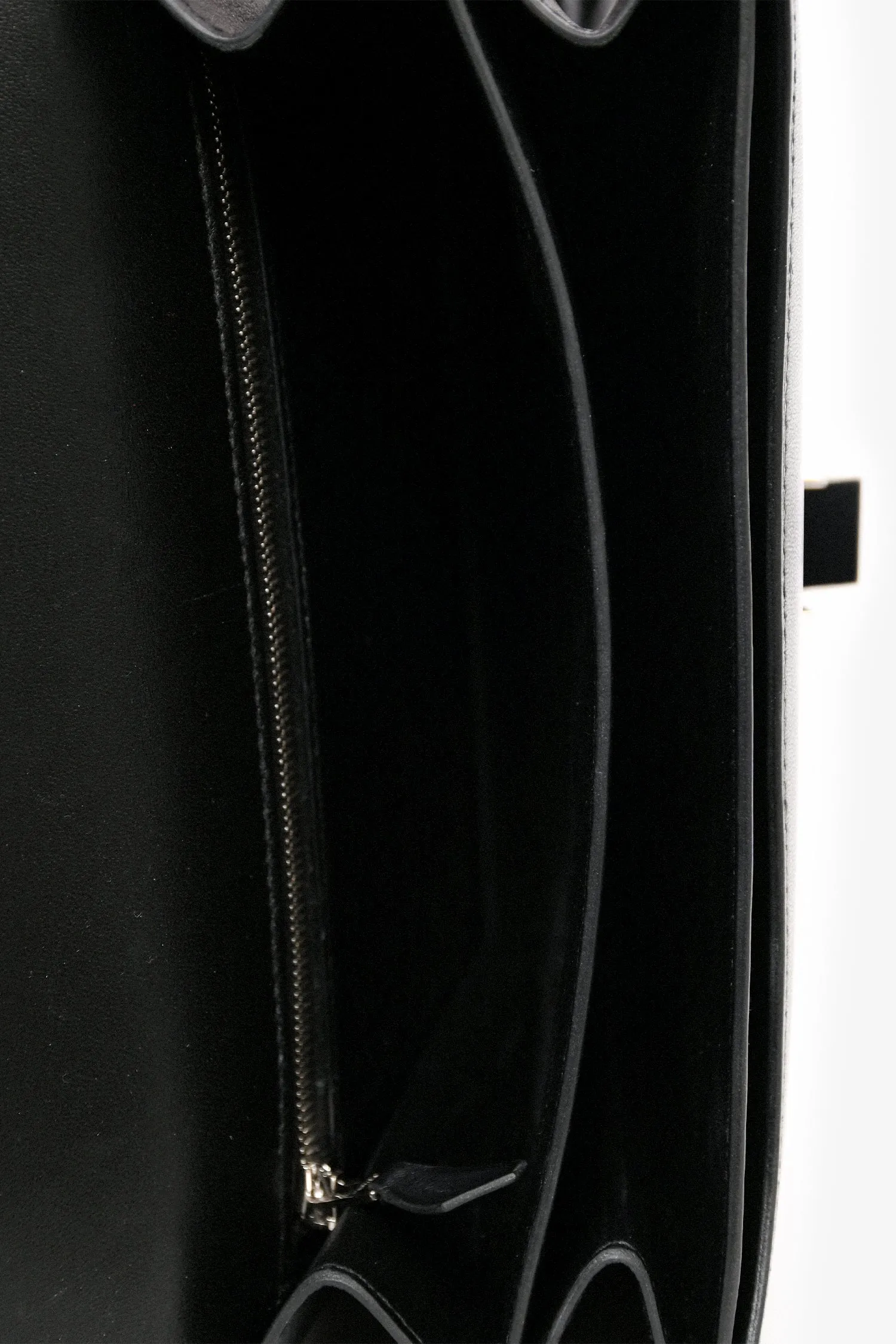 Herm??s 2018 Black Evercolor Leather 2002 20 Crossbody Bag