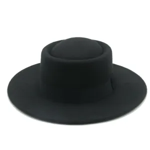 Laramie Cotton Porkpie Hat stylish boater hat with ribbon on model