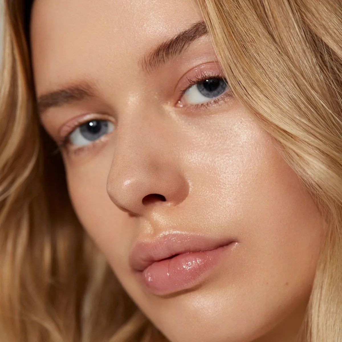 a tinted moisturizer,bubble moisturizer