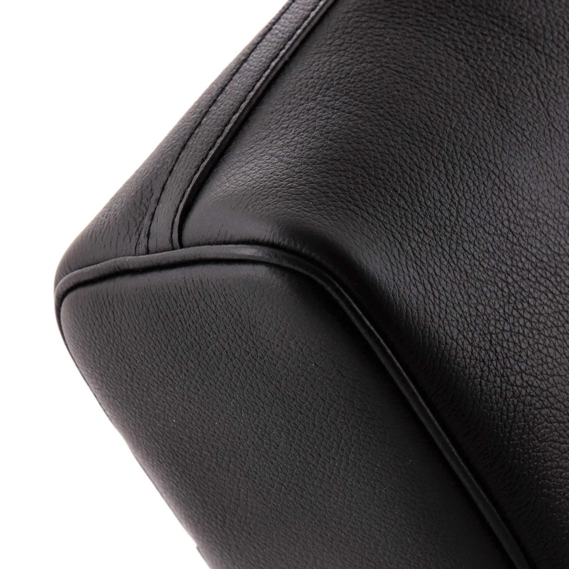 Lock and Walk Bucket Bag Leather