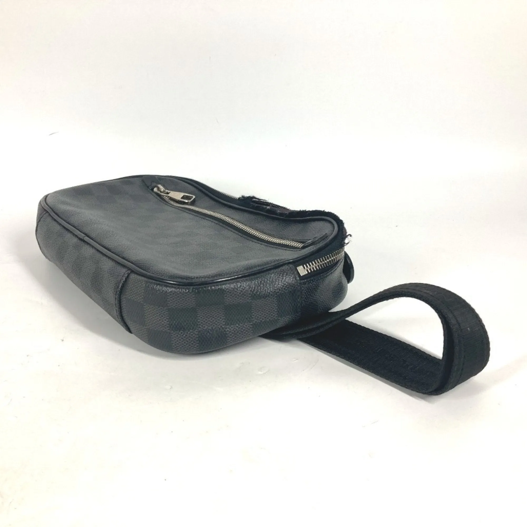Louis Vuitton Damier Graphite Handbag Sling Bag (Pre-Owned)