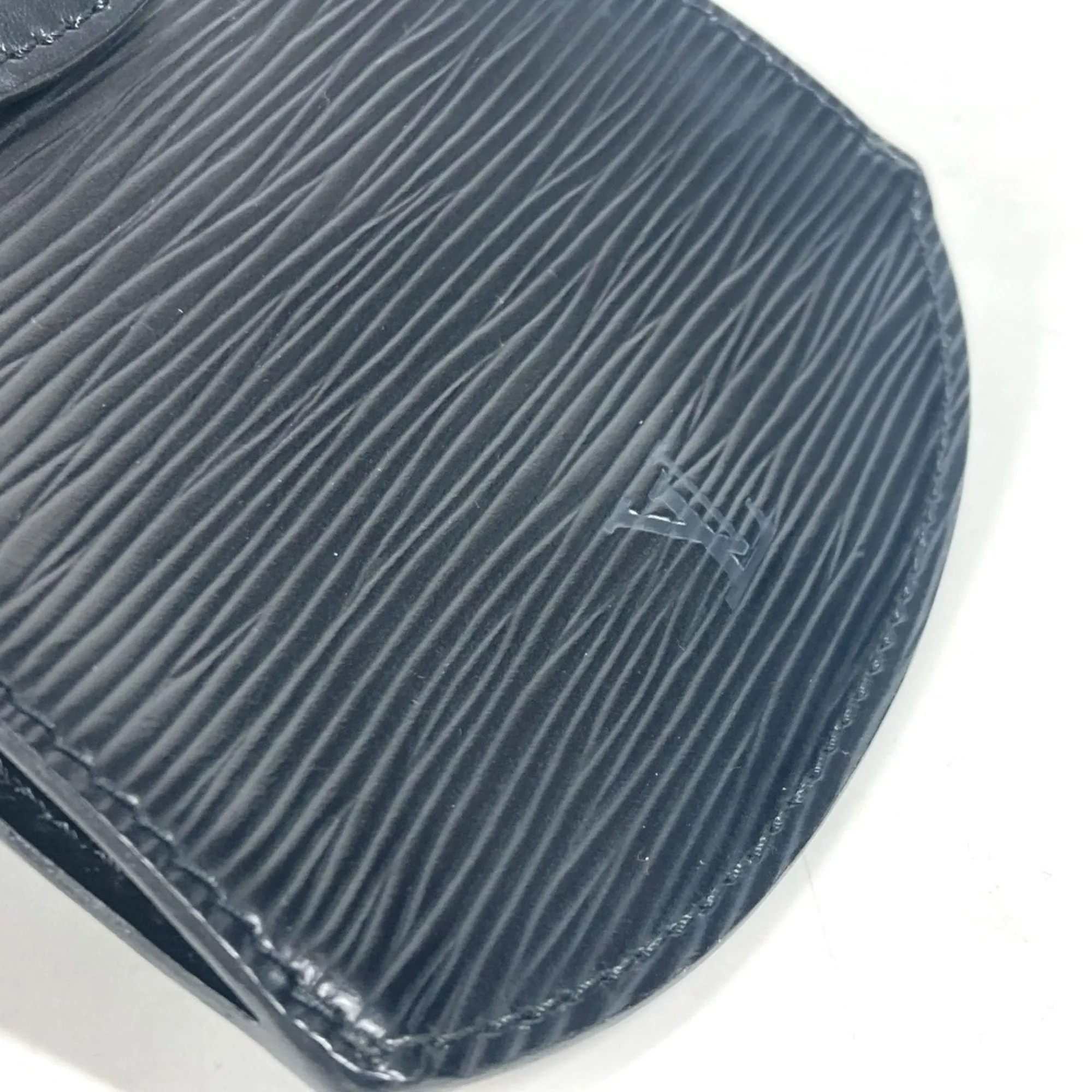 Louis Vuitton Epi Leather Pouch Sling Bag (Pre-Owned)