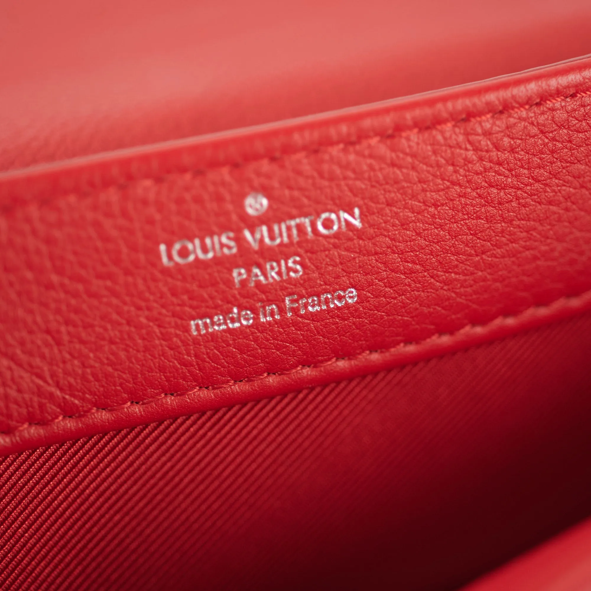 Louis Vuitton Lockme II BB Calfskin Rubis