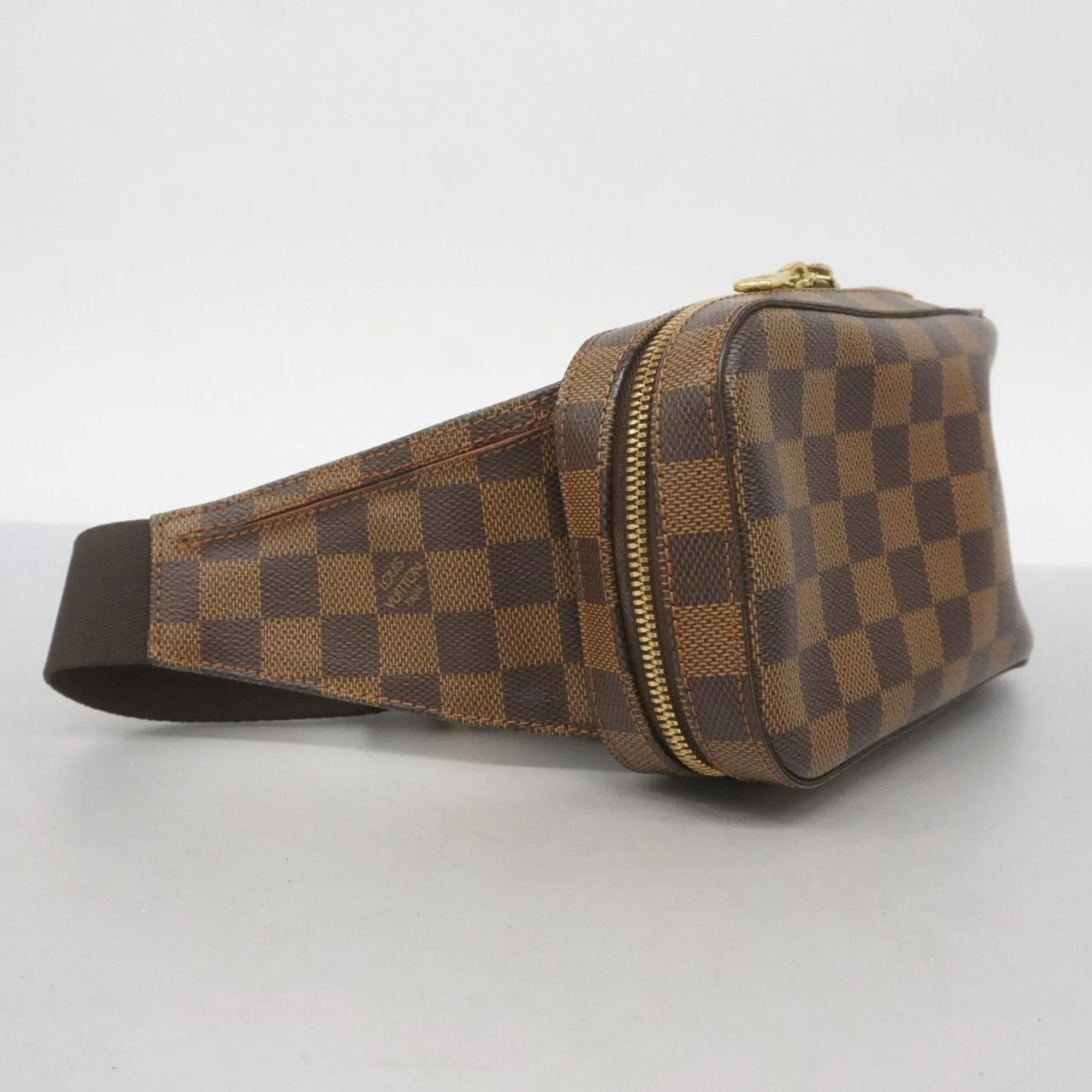 Louis Vuitton Sling Bag (Pre-Owned)