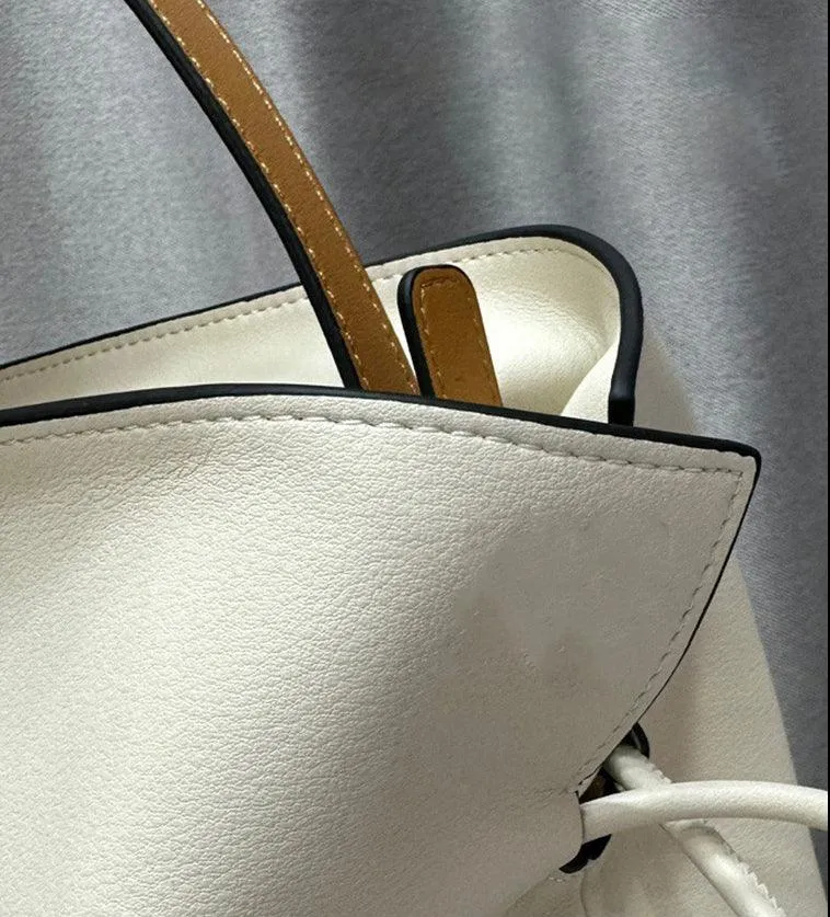 Luxurious Minimalist Soft Calfskin Bucket Bag | Shoulder Bag and Crossbody Bag for Women with Drawstring Closure